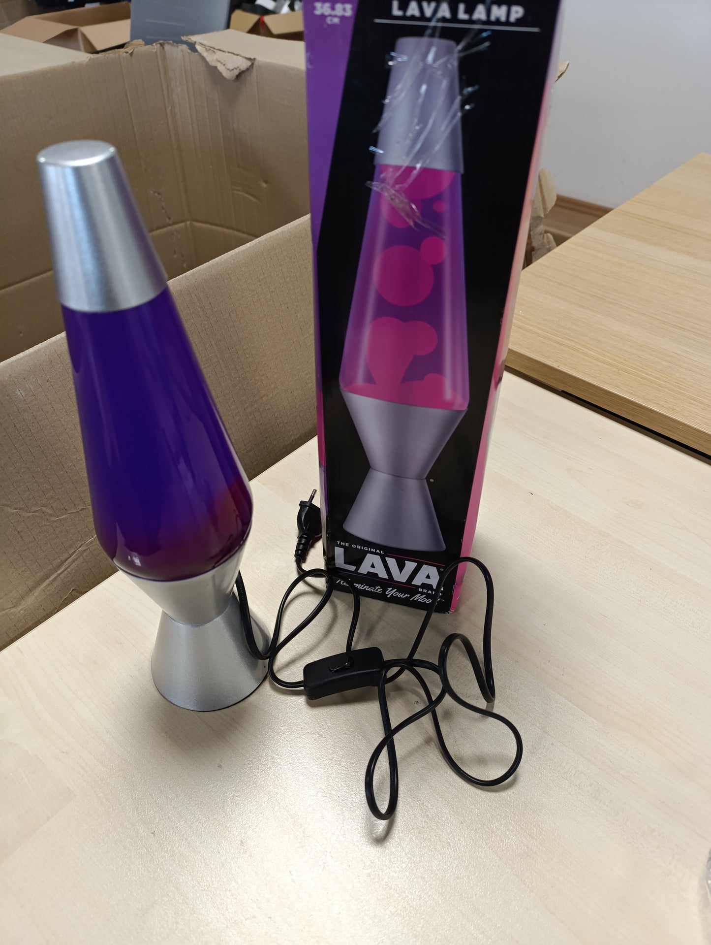 217941 - LAVA® Llambë Lave 2121, Dyllë Rozë, Lëng Vjollcë, Bazë dhe Kapak Argjendi, 14.5 inç