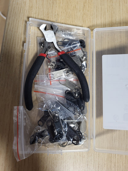 225314 - VooGenzek Kit riparimi zinxhirësh me 85 copë, Kit zëvendësues zinxhirësh me kapëse instalimi, për riparimin e xhinseve, palltove, xhaketave, zinxhirëve (të zinj dhe argjendtë)