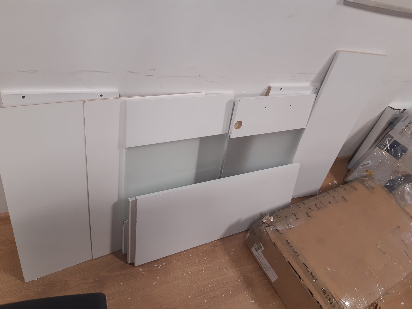 159462 - DOLLAP MURI VCM me 2 Dyer Xhami, Ngjyra e Bardhë/Lisi Sonoma, Madhësi Unike