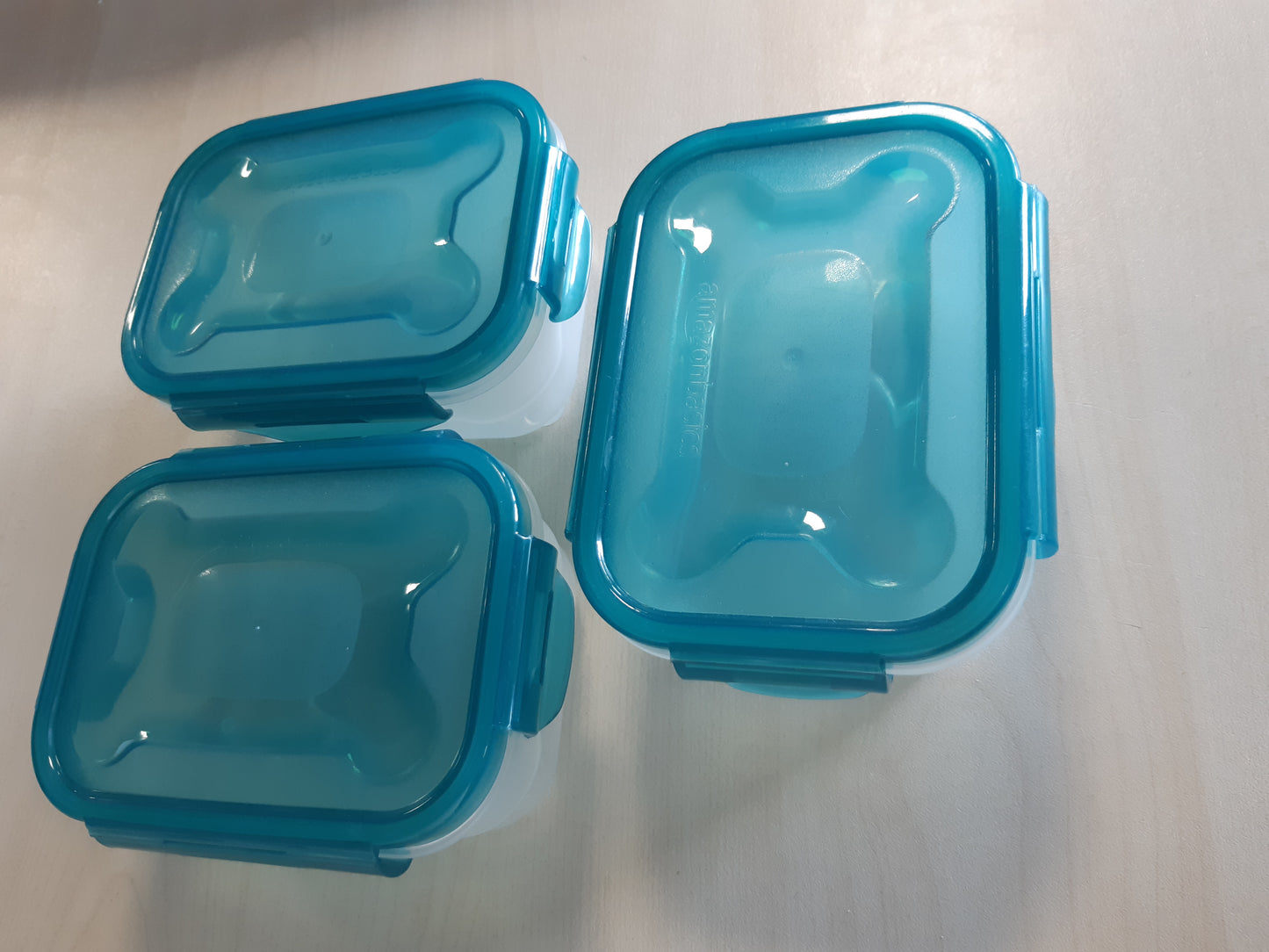 262056 - AMAZON BASICS Pako me 3 enë hermetike për ruajtje, 3 x 1.2 litra, transparente
