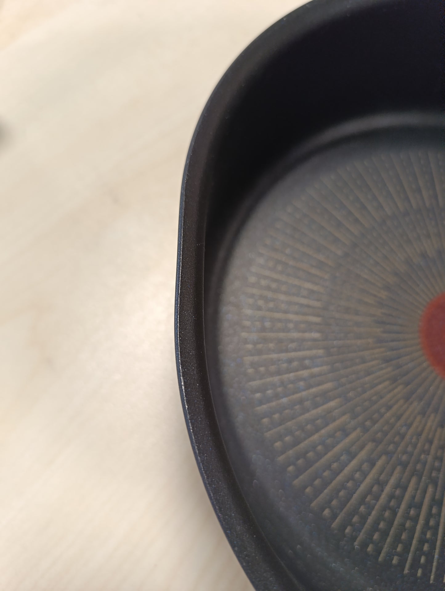 213705 - TEFAL Sauteuse 24 cm, Induksion, Veshje jo-ngjitëse, Mund të stivohet, I pajtueshëm me lavastovilje
