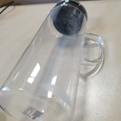 205882 - KELA - Kana për Lëngje Qelqi Transparente me Kapak, Diametër 8 cm, Kapacitet 1L, Modeli 11397