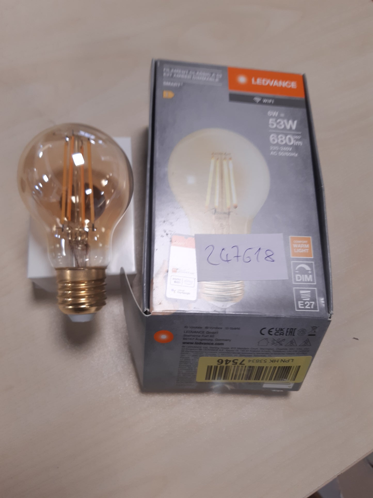 247618 - LEDVANCE Llambë LED Smart me Teknologji WiFi, Bazë E27, Errësim, E Bardhë e Ngrohtë (2400K), Zëvendëson Llamba Inkandeshente 53W, SMART+ WiFi Klasike, Pako me 1