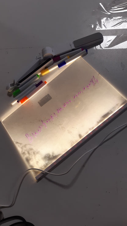 266925 - PICKONA Tabela e Njoftimeve LED me Ngjyra, Akrilik 30x20cm, 7 Ngjyra, Stilolaps dhe Mbështetëse, Tabela e Vizatimit LED me Ndriçim
