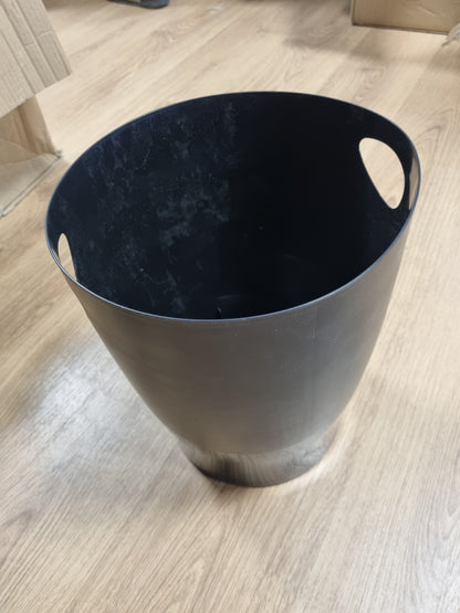 190269 - EXACOMPTA - Kosh Mbeturinash ECOBIN (Ref. 453014D) me Doreza, Kapacitet i Madh 15L, Përmasat 26.3 x 26.3 x 33.5cm, Material i Zinjirë, për Zyrë ose Shtëpi, e E zeza Opake