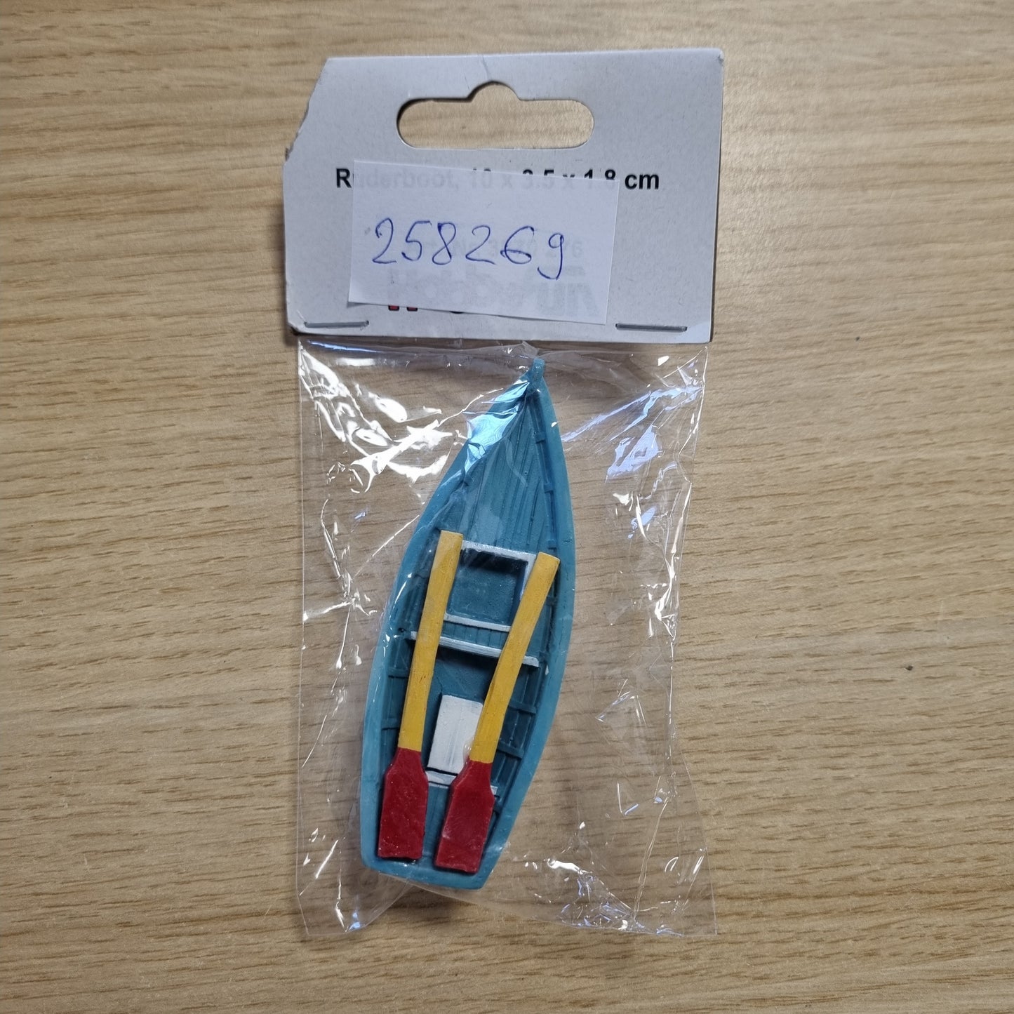 258269 - HOBBYFUN Varkë me rrema, 10 x 3.5 x 1.8 cm, plastike, dekorative, blu