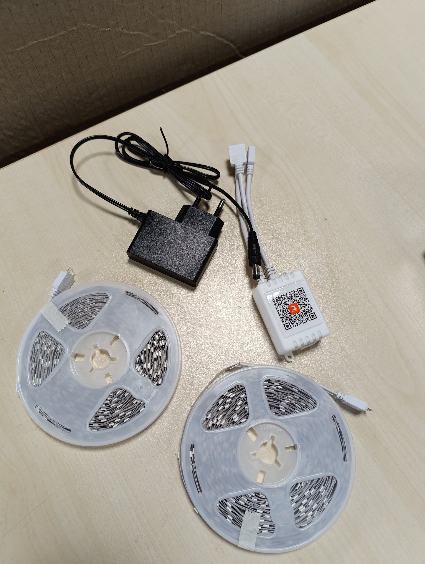 223321 - HOVVIDA Shirit LED me WiFi 20M, 30 LED/metër, 2x10M, Drita RGB 24V 600 LED, Aplikacion dhe Telekomandë, Modalitet Muzike