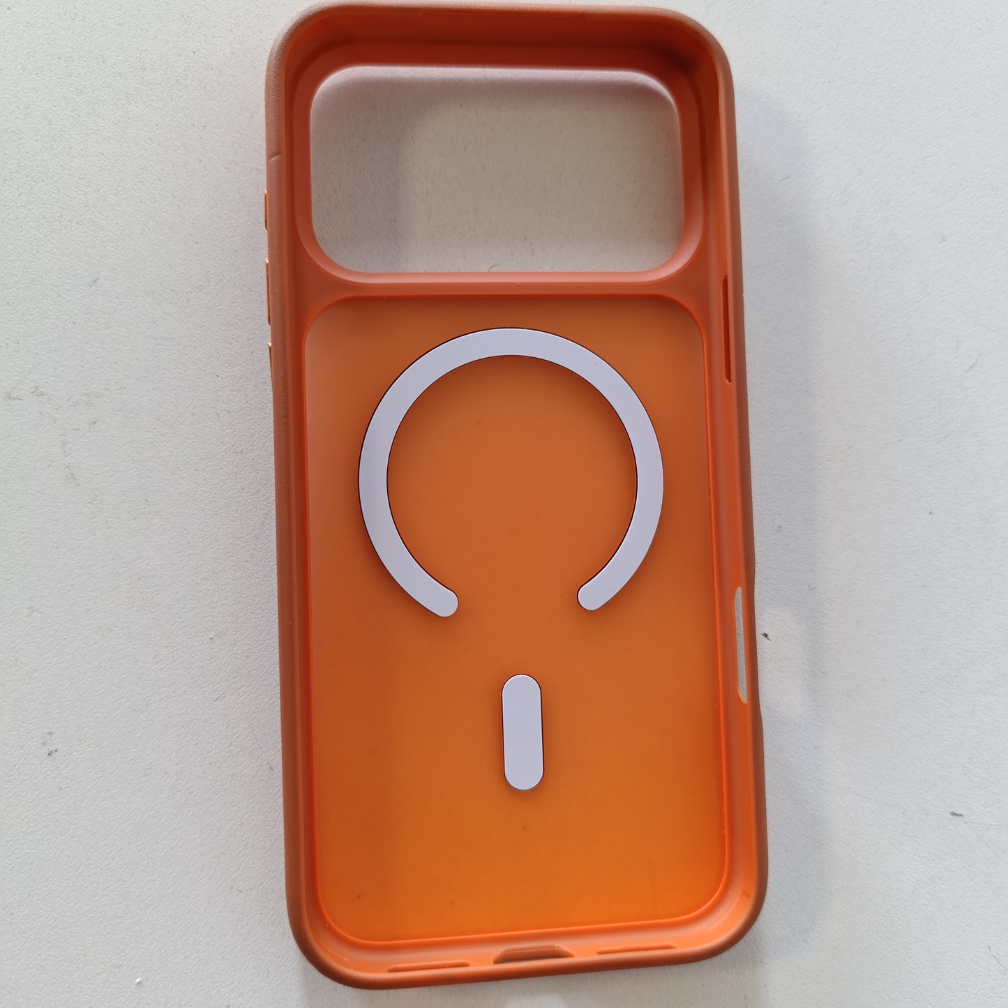 269010 - APPLE Mbrojtëse pa kabllo për iPhone 17 Pro Max me MagSafe, mbrojtje të plotë të kamerës, rezistente ndaj goditjeve, 6.9 inç, portokalli