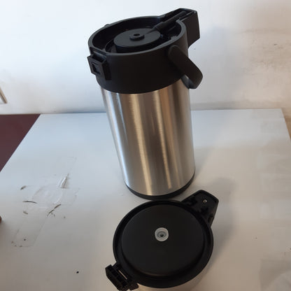 217959 - AXENTIA AIRPOT ARGJEND, ENË ME POMPË ÇELIK INOX, IZOLIM ME MURE TË DYFISHTA, VËLLIM AFËRSISHT 3 L, DIMENSIONE 15 X 15 X 35 CM