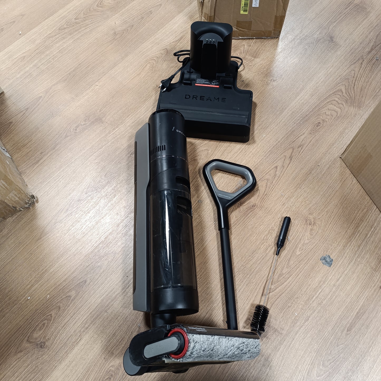 84051 - DREAME H12 Pro Fshesë pa Tel, Pastrim Skajesh, Me Vetëpastrim dhe Tharje me Ajër të Nxehtë, Rezervuar Uji 900ml, Kapacitet Baterie 35 Minuta, Përshtatëshme për Qime të Kafshëve Shtëpiake dhe Dysheme të Forta