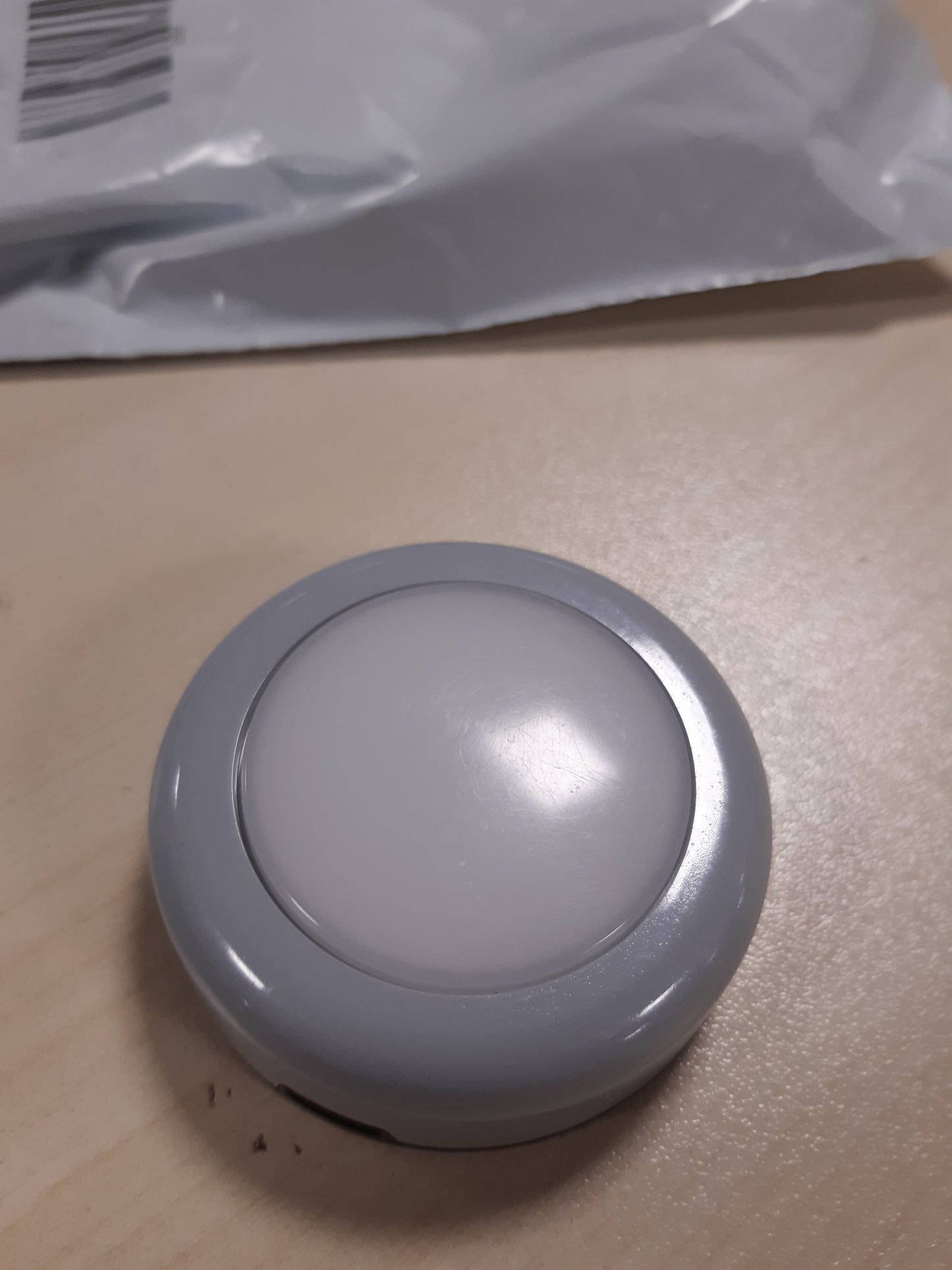 253378 - OSRAM – SMART+ DOT-IT TWIST & SHAKE, dritë nate inteligjente mobile me 16 milionë ngjyra RGB, magnetike