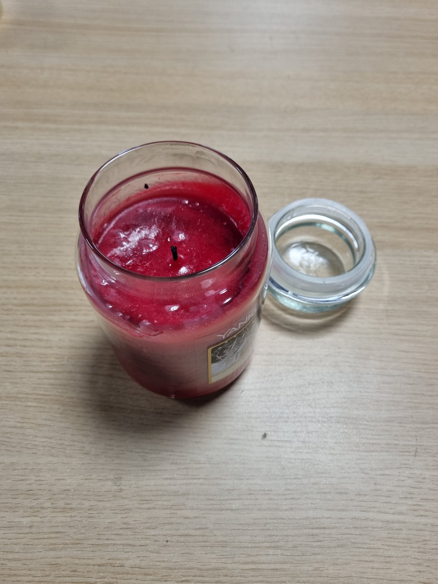 187667 - YANKEE CANDLE Qiri Aromatik, Kavanoz i Madh, Aroma Magjia e Festave, deri në 150 Orë Kohë Djegie, Dhuratë ideale për Gratë