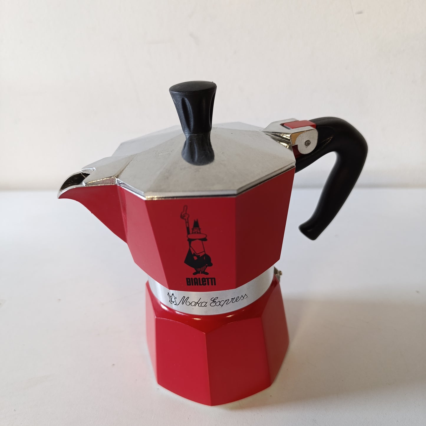 214355 - BIALETTI Makinë ekspreso Moka, 3 gota (130 ml), alumini, e kuqe