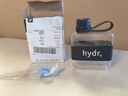 227893 - HYDR™ V2 Shishe Uji e Hollë për Çantë Dore me Furçë Pastrimi Fleksibël, Kapacitet 320 ml, Material Tritan, Pa BPA, Ngjyrë E Zezë Nero