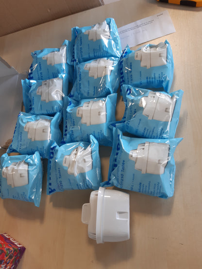 255151 - BRITA | Fishek Filtri Uji MAXTRA PRO Pure Performance, Pako me 12 copë - Mbushje Origjinale për të gjitha kanat BRITA