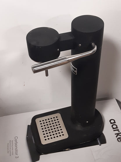 234922 - AARKE Carbonator 3, Përgatitës uji me gaz prej çeliku inox, Shishe 800 ml, e zezë