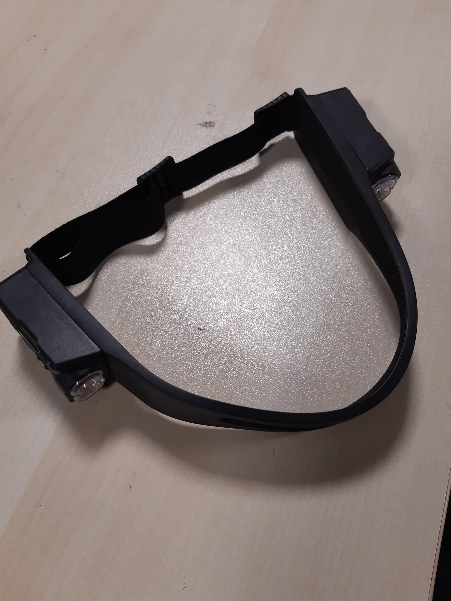 252944 - DIBONIUR Llambë koke LED ultra e fuqishme 8 mënyra ndriçimi, rikarikueshme, kënd i gjerë 340°, sensor lëvizjeje, IPX4 e papërshkueshme nga uji
