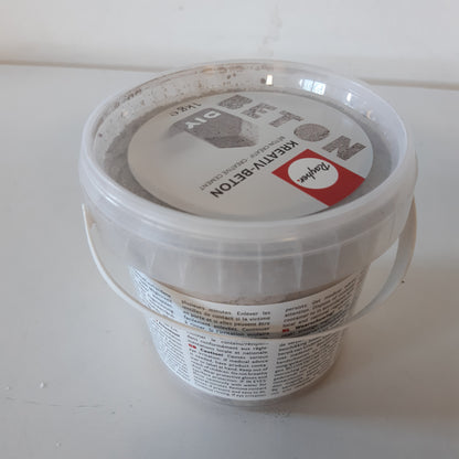 216585 - RAYHER 34152000 BETON KREATIV, KOVË 1 KG, ARGJEND, BETON ARTIZANAL, PLUHUR BETONI PËR DERDHJE