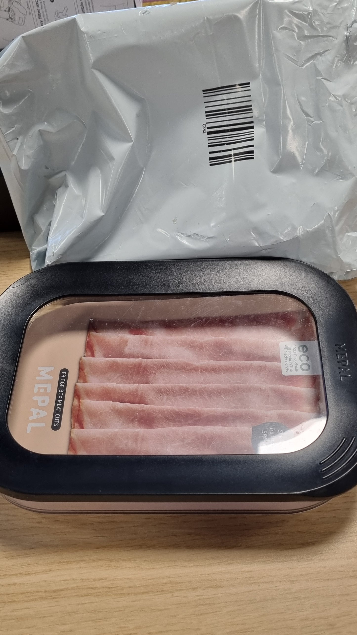 257866 - MEPAL Enë për ruajtjen e mishit të ftohtë Modula 550 ml, me kapak, e zezë, e përshtatshme për frigorifer