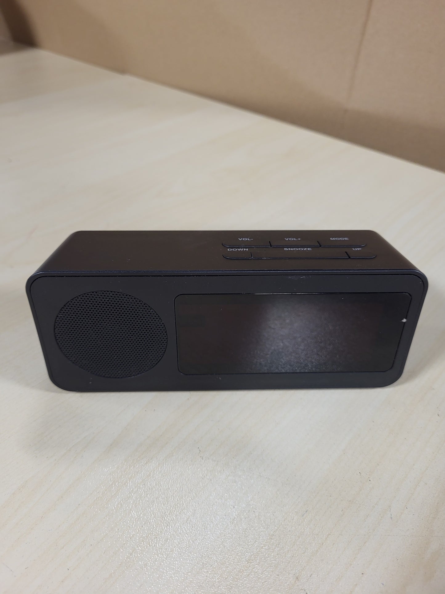 217965 - TFA DOSTMANN Orë Alarmi me Radio 60.2546.01, Ekran me Kontrast të Lartë, 162 x 53 x 67 mm, Plastike e Zezë