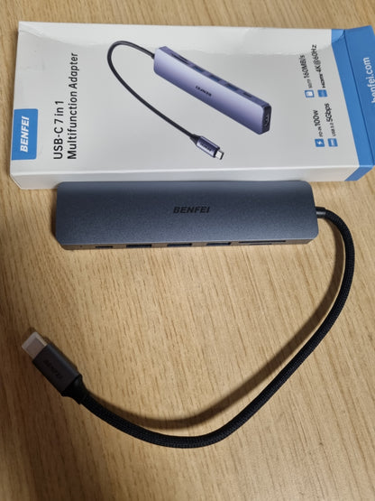 269144 - BENFEI Hub USB-C 7-në-1, Adaptor me HDMI 4K @ 60Hz, Dërgesë energjie 100W, 3 Porta USB 3.0, Lexues Kartash SD/TF për iPhone 15 Pro/Max, MacBook, iPad