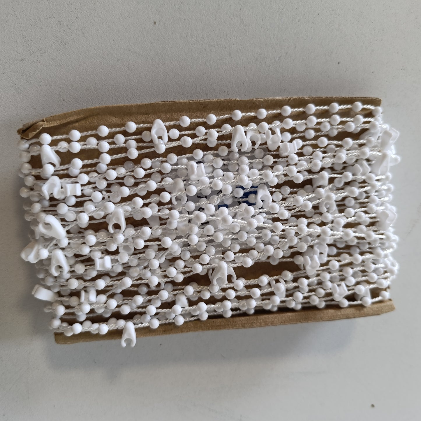 198681 - EVERYHOME Zinxhir Perdesh Vertikale, Gjatësi 12m, 100 Kapëse, Për Dërrasa 127mm, Ngjyra e Bardhë, Material Plastike
