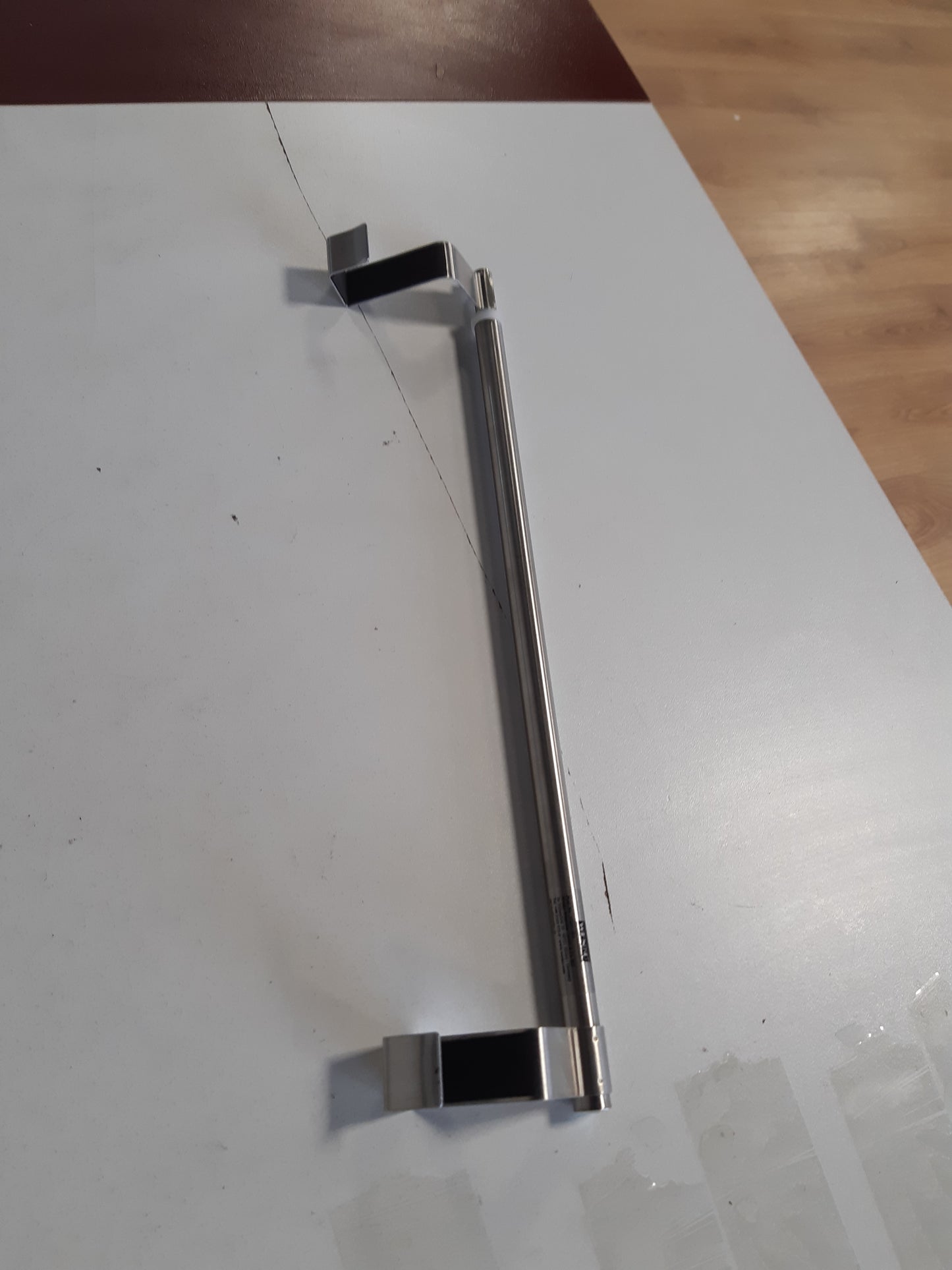 198015 - WENKO Mbajtëse Peshqirësh Prej Çeliku Inox, Teleskopike për Varje në Dollapë dhe Sirtarë, E Zgjatshme, Madhësia 36-60 x 6 x 7 cm, e Mat