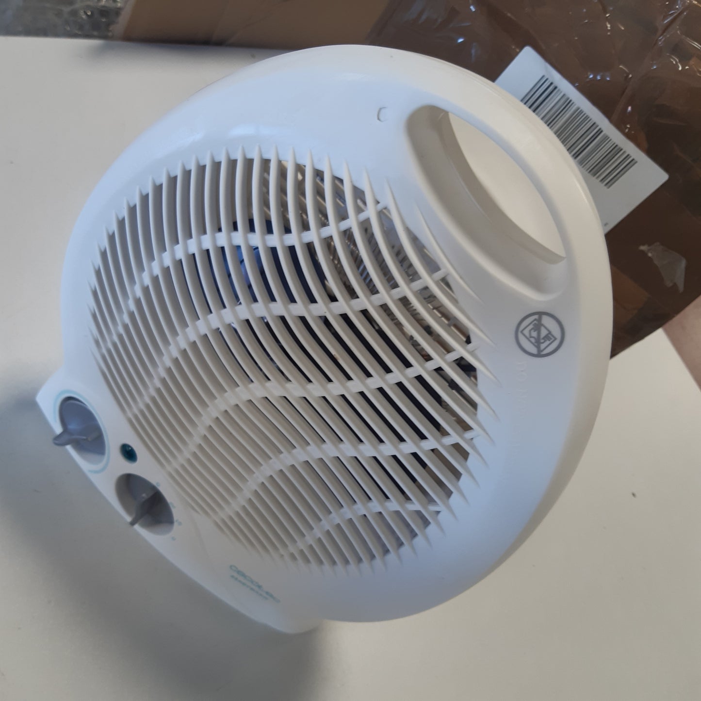 256292 - CECOTEC Ngrohës me ventilator 2000W, termostat i rregullueshëm, 3 mënyra funksionimi, për dhoma deri në 15 m²