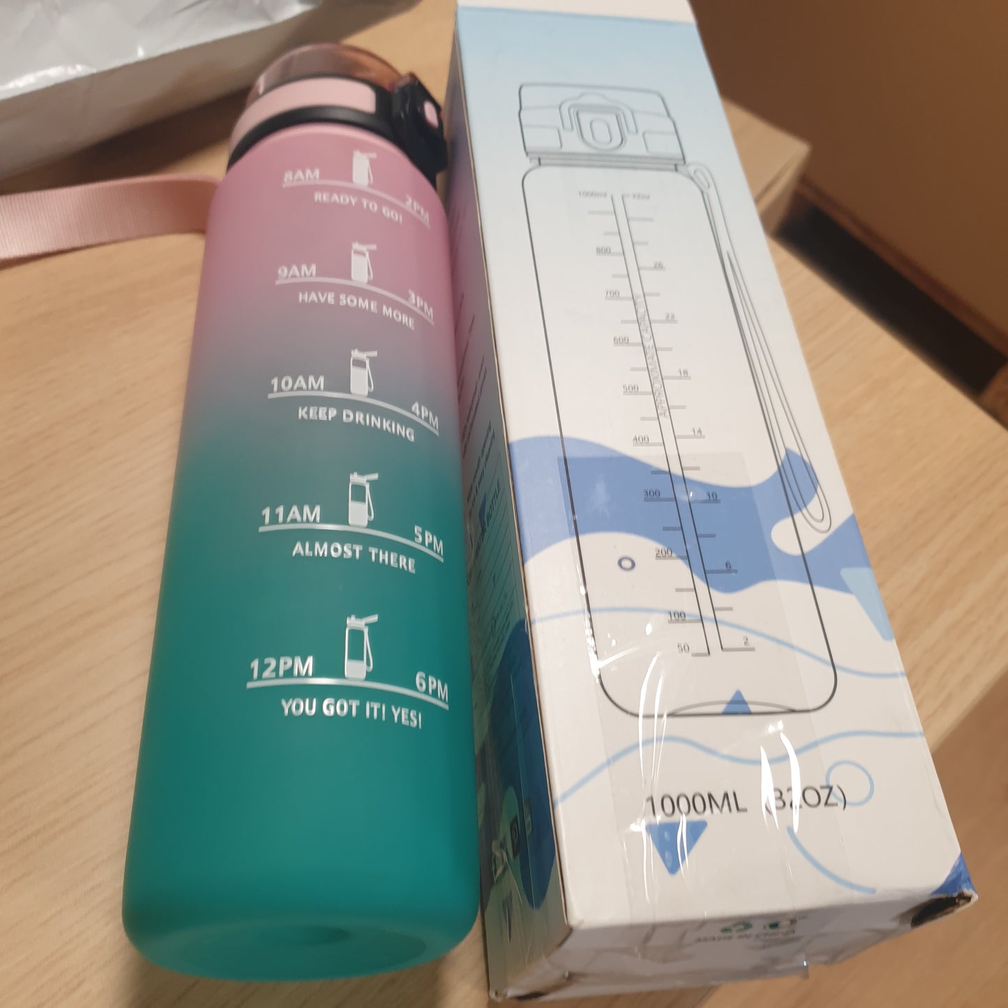 252040 - MULBIJEO Shishe uji 1L, e papërshkueshme nga rrjedhjet, shënues kohe, e ripërdorshme, ideale për çiklizëm dhe kamping