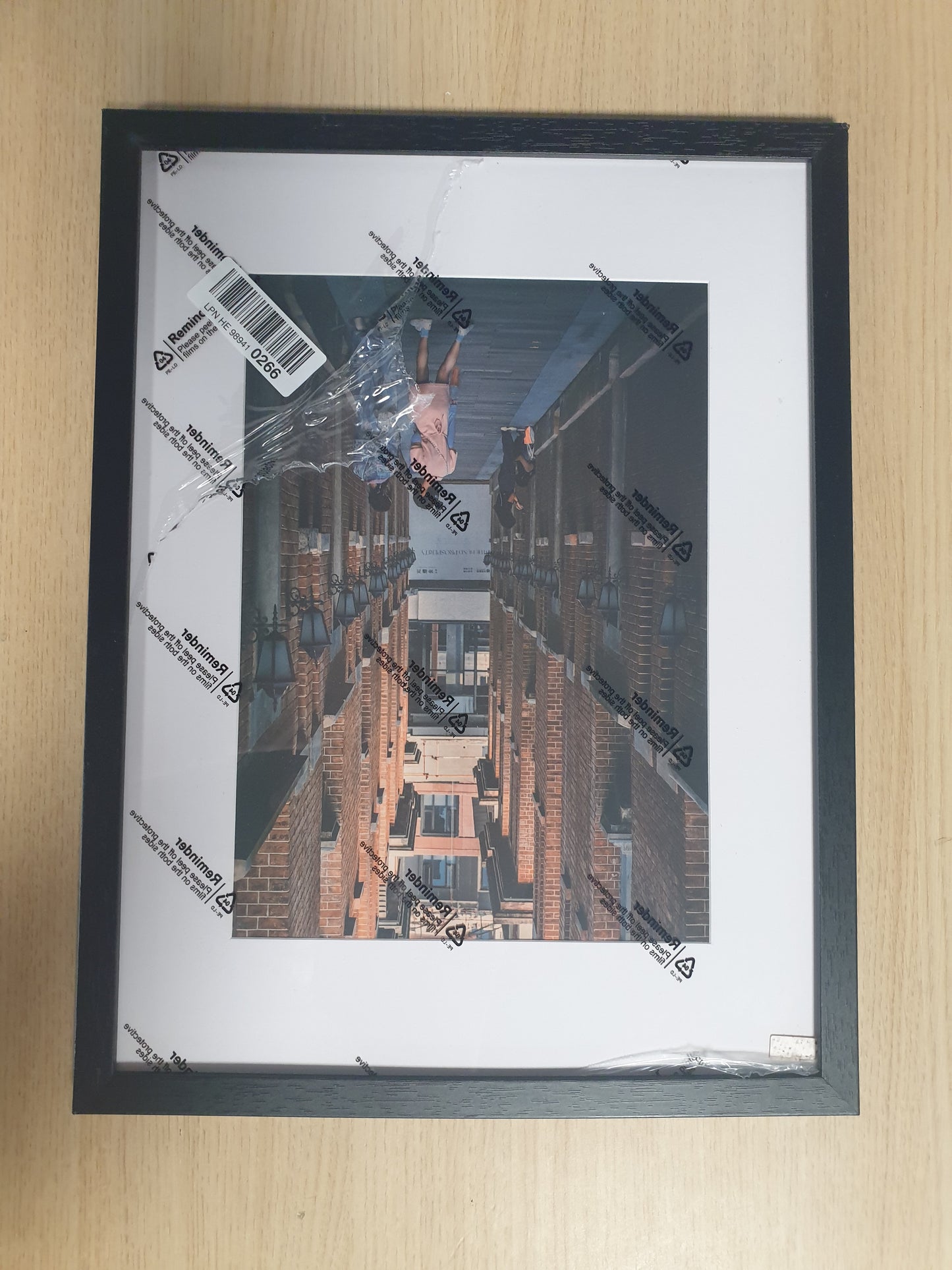 216837 - MEGAROOM Kornizë fotografike 30 x 40, e zezë, prej druri, dekorim muri për dhomën e ndenjes, dhomën e gjumit, zyrën