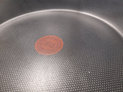 214260 - TEFAL Tigan 32 cm, shtresë jo ngjitëse, termo-sinjal, NUK është i përshtatshëm për soba me induksion