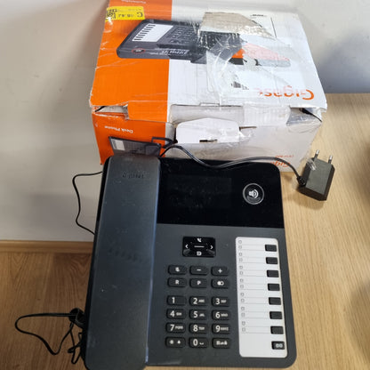 268023 - GIGASET DESK 600, Telefon me kabllo me 7 taste të shpejta me dy funksione, Ekran i madh LCD, Tast navigimi me 5 drejtime, Funksion pa duar, DTMF ose thirrje pulsi, i zi [versioni gjerman]