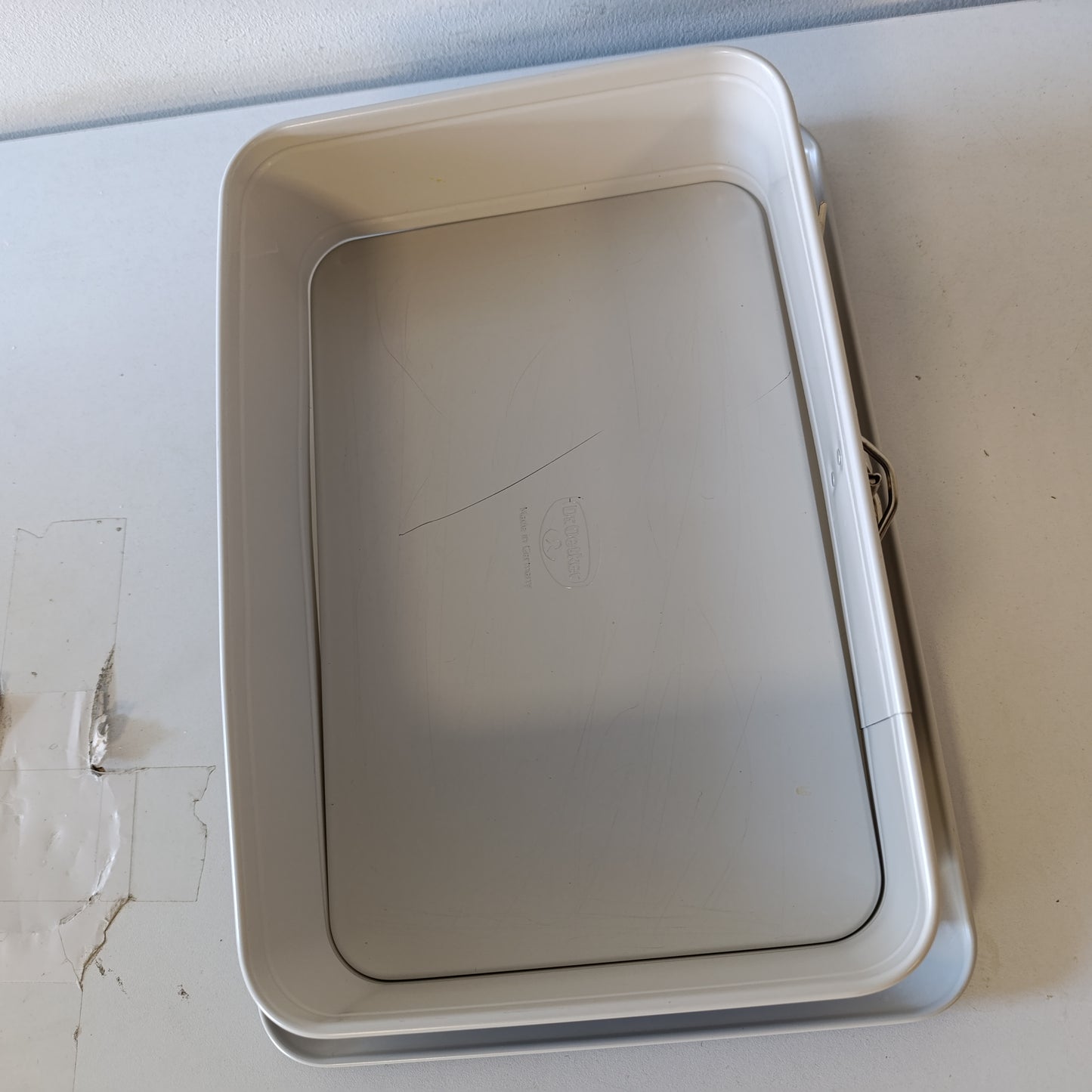 222288 - Dr. Oetker 4860 Tavë për tortë, Tavë drejtkëndëshe me sustë, çelik inox, qeramikë, krem, gri antracit, 28 x 18 x 7 cm