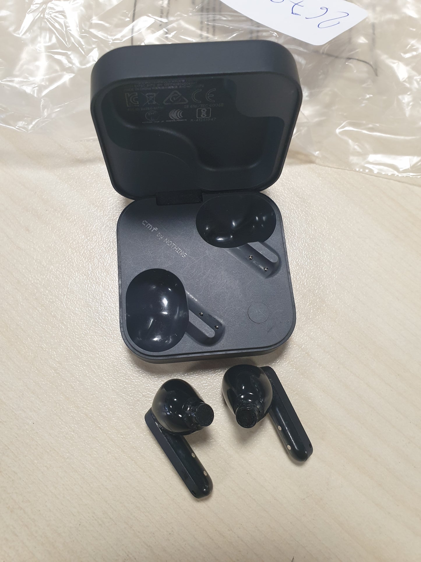 267954 - CMF Kufje pa tel nga Nothing Buds Pro 2, Zë Hi-Fi, Anulim aktiv të zhurmës hibride 50 dB, 6 mikrofona HD, Efekt audio hapësinor, Gri e errët