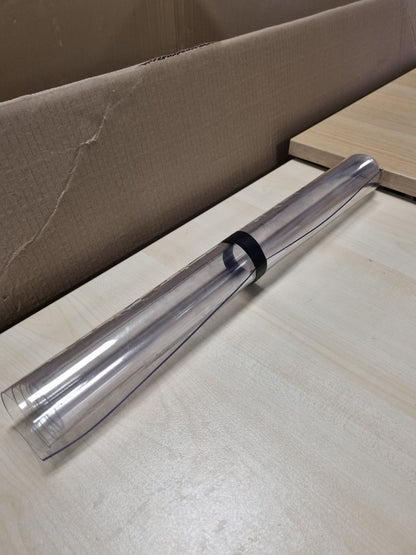 245920 - MBULESE TAVOLINE 1.5 MM TRANSPARENTE PVC E FSHIRE E PAPERSHKUESHME NGA UJI 50 X 110 CM