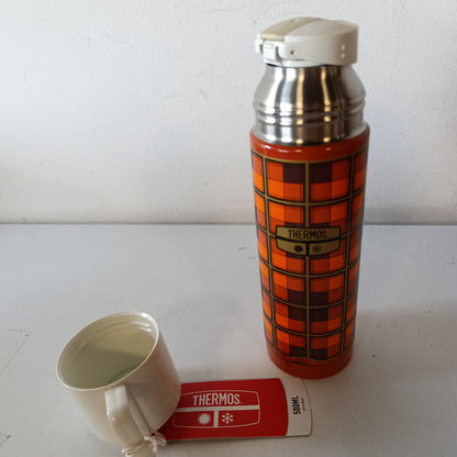 196022 - TERMOS Revival në ngjyrë portokalli, kapacitet 500ml