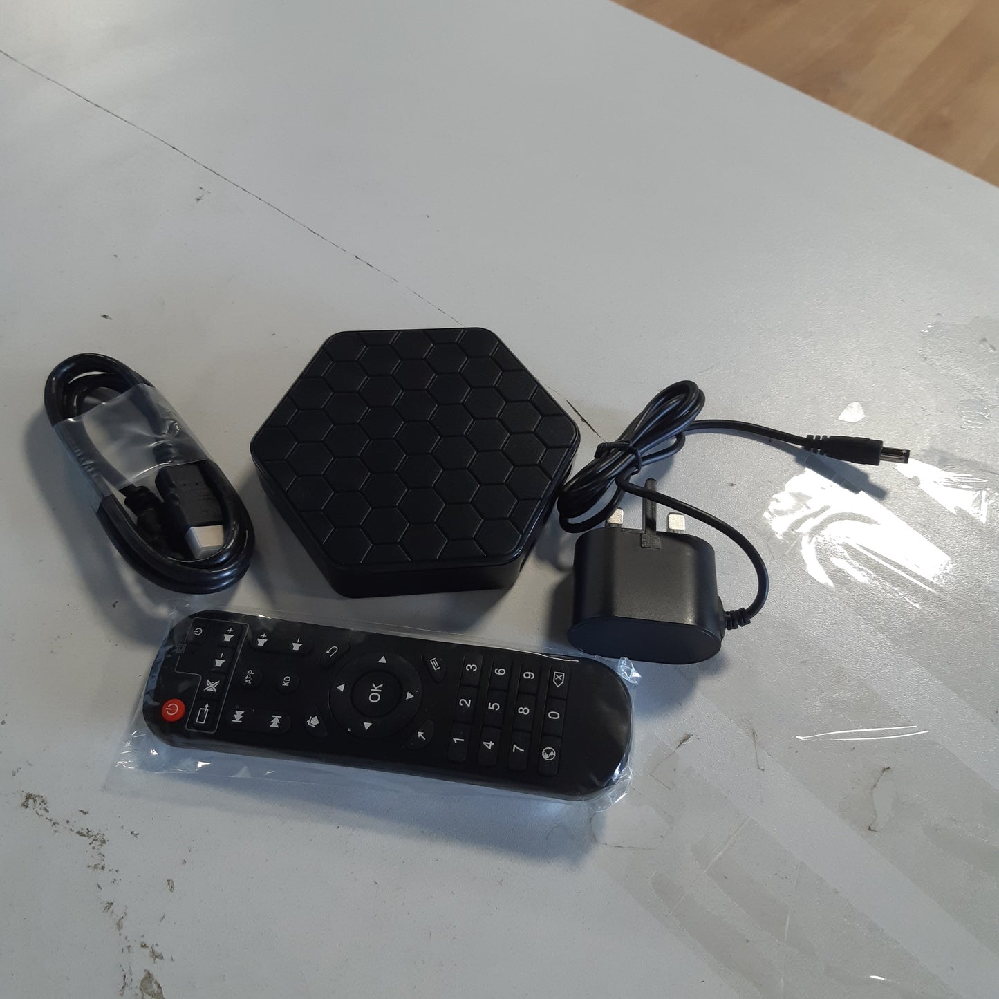 266286 - ANDROID TV Box 12.0, 4GB RAM, 32GB ROM, CPU Quad-Core Cortex-A53, WiFi6, Bluetooth 5.0, HDMI 2.0, LAN Ethernet, 3D, 6K HD, H.265, Dual WiFi Smart TV Box