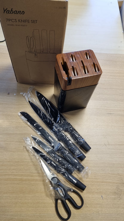 215244 - YABANO Set thikash kuzhine me 7 pjesë, çelik inox me karbon të lartë, me mprehës të integruar