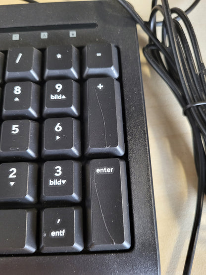 269153 - TRUST Tastierë me tela Taro, Paraqitje gjermane QWERTZ, Lidhje USB, Gjatësi kablloje 1.8 m, Rezistent ndaj spërkatjeve, E zezë