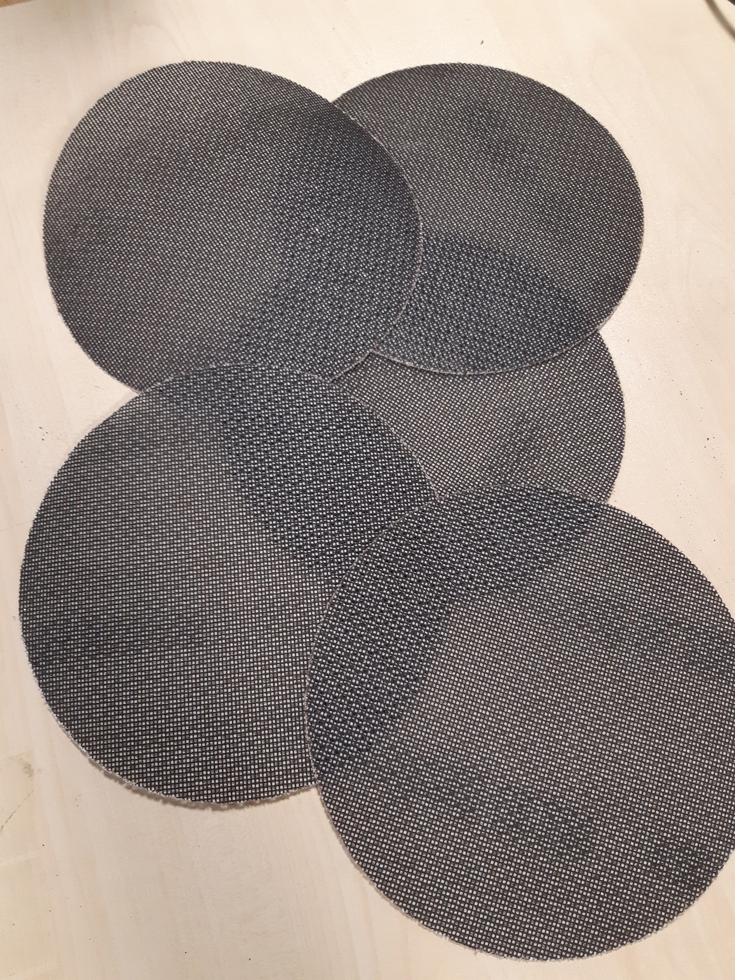 164125 - WOLFCRAFT Rrjetë Lëmuese Ngjitëse 5Ø 225mm - 2288000 - Për Lëmues Murale dhe Tavani - Rrjetë me Velcro për Gips, Dru, Grimcë 220