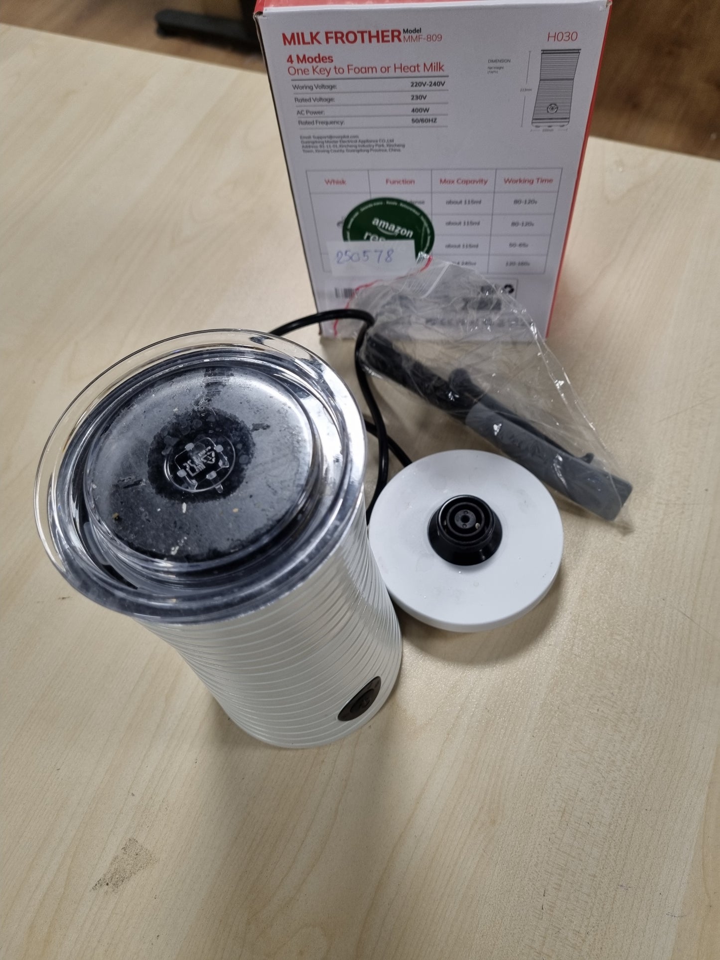 250578 - MORPILOT Shkumëzues Qumështi Elektrik, Ngrohës Qumështi 4-në-1, kapacitet 240ml, 400W, i Bardhë