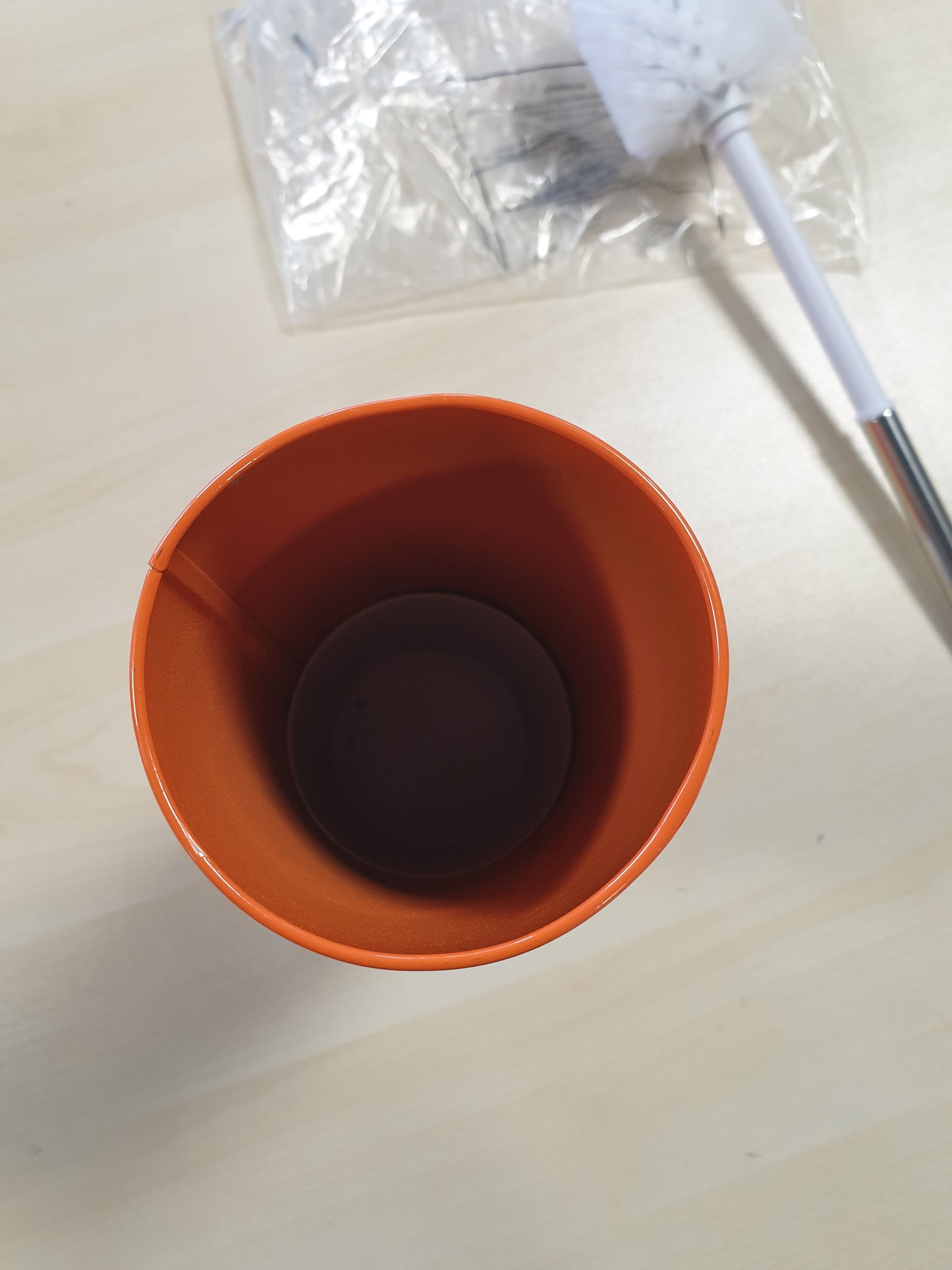 206381 - MSV Set për WC “Miami” me Furça Tualeti dhe Enë Higjienike në Ngjyrë Portokalli