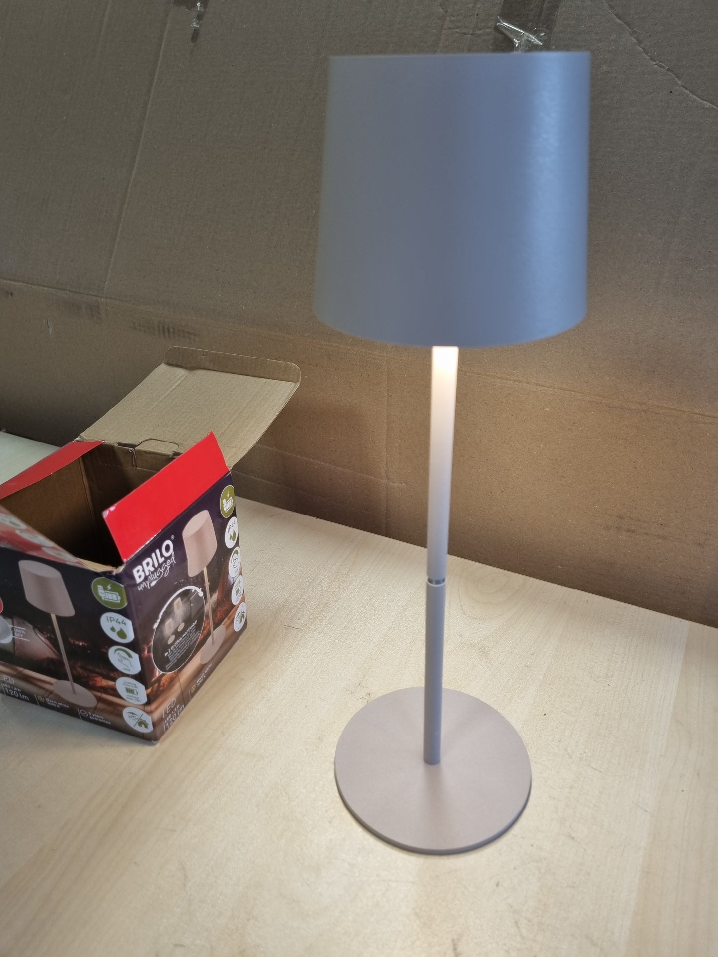 257857 - BRILONER Llambë Tavoline LED Pa Tel IP44, 11x34.5 cm, e errësueshme, bezhë