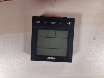 223518 - MEBUS ORË DIXHITALE ME ALARM RADIOJE ME TERMOMETËR, DY ORARE ALARMI, FUNKSION SHTYRJE, RREGULLIM AUTOMATIK I KOHËS SË VERËS/DIMRIT, NGJYRA: E ZEZË, MODEL: 25581