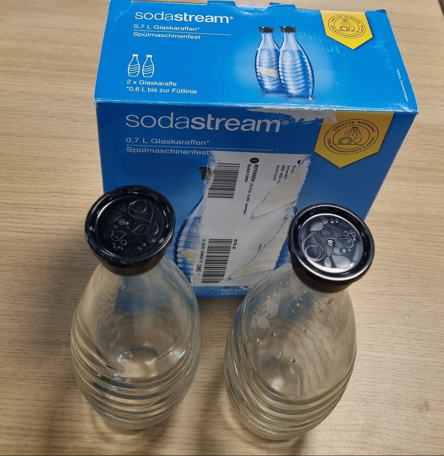 201742 - SODASTREAM Karafe Qelqi – Set prej 2 Shishe x 0.7L, Të Përputhshme vetëm me Makinat Penguin dhe Crystal, Të Përshtatshme për Lavastovilje