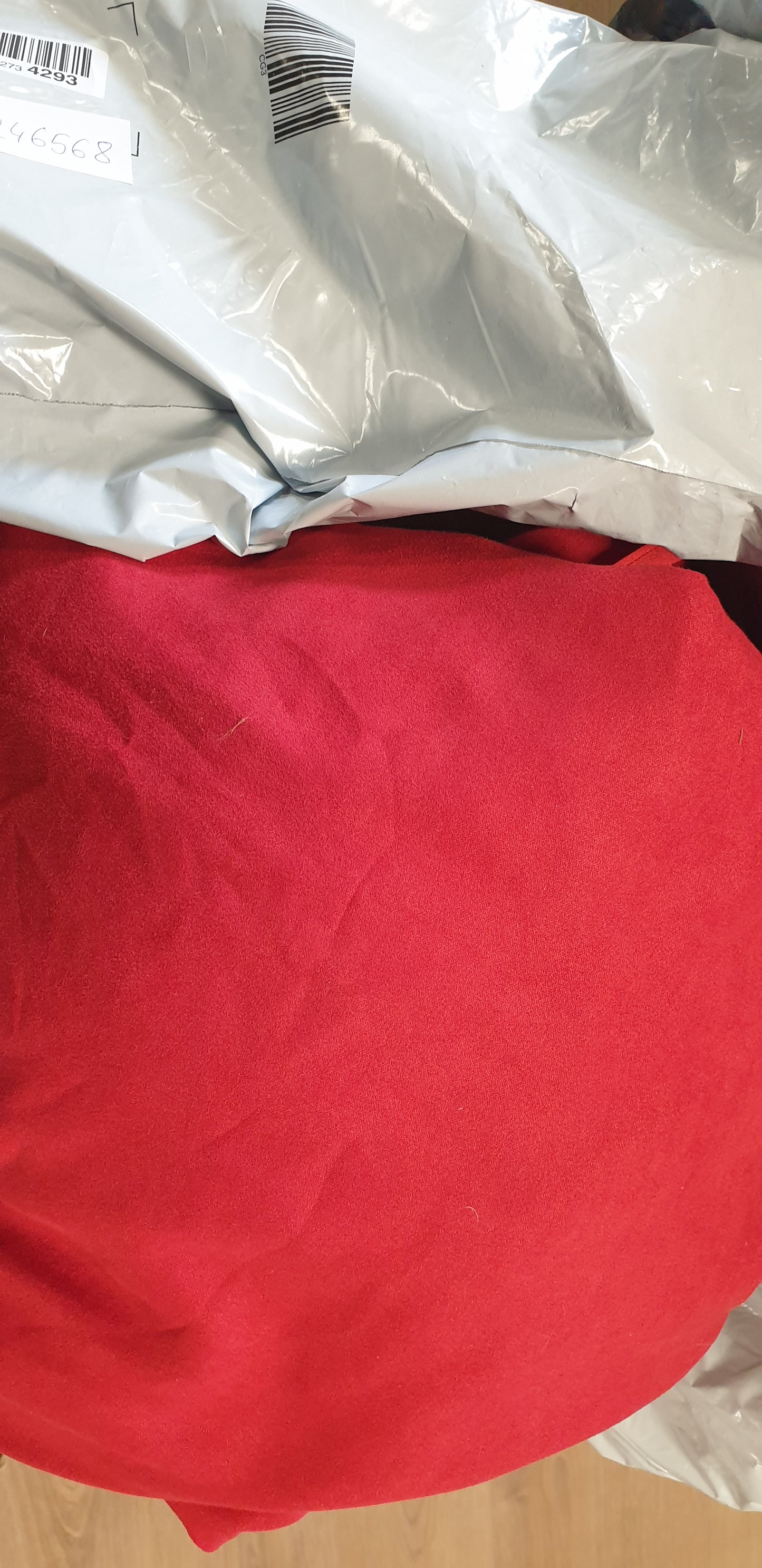 246568 - ANTONOUSE Mbulesë e qepur për divan-krevat BZ 140cm, madhësia 120 deri në 200 x 140cm (Antracit) (E kuqe)