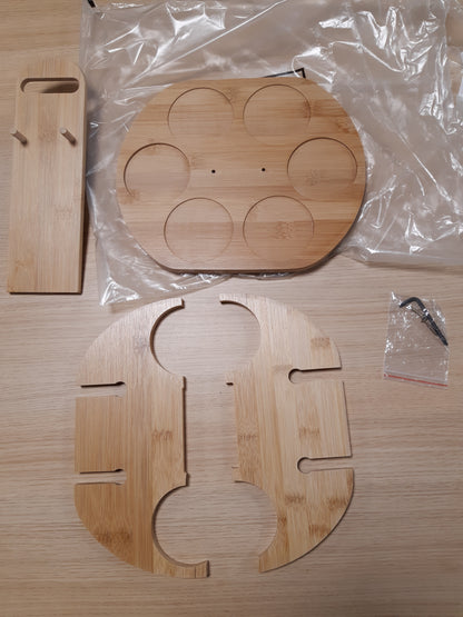 136097 - RELAXDAYS Mbajtëse Gotash Vere Prej Bambuje, me Raft Shishesh, Madhësi 30.5 x 30 x 25 cm, Kapacitet për 2 Shishe Vere dhe 4 Gota, Ngjyrë Natyrale