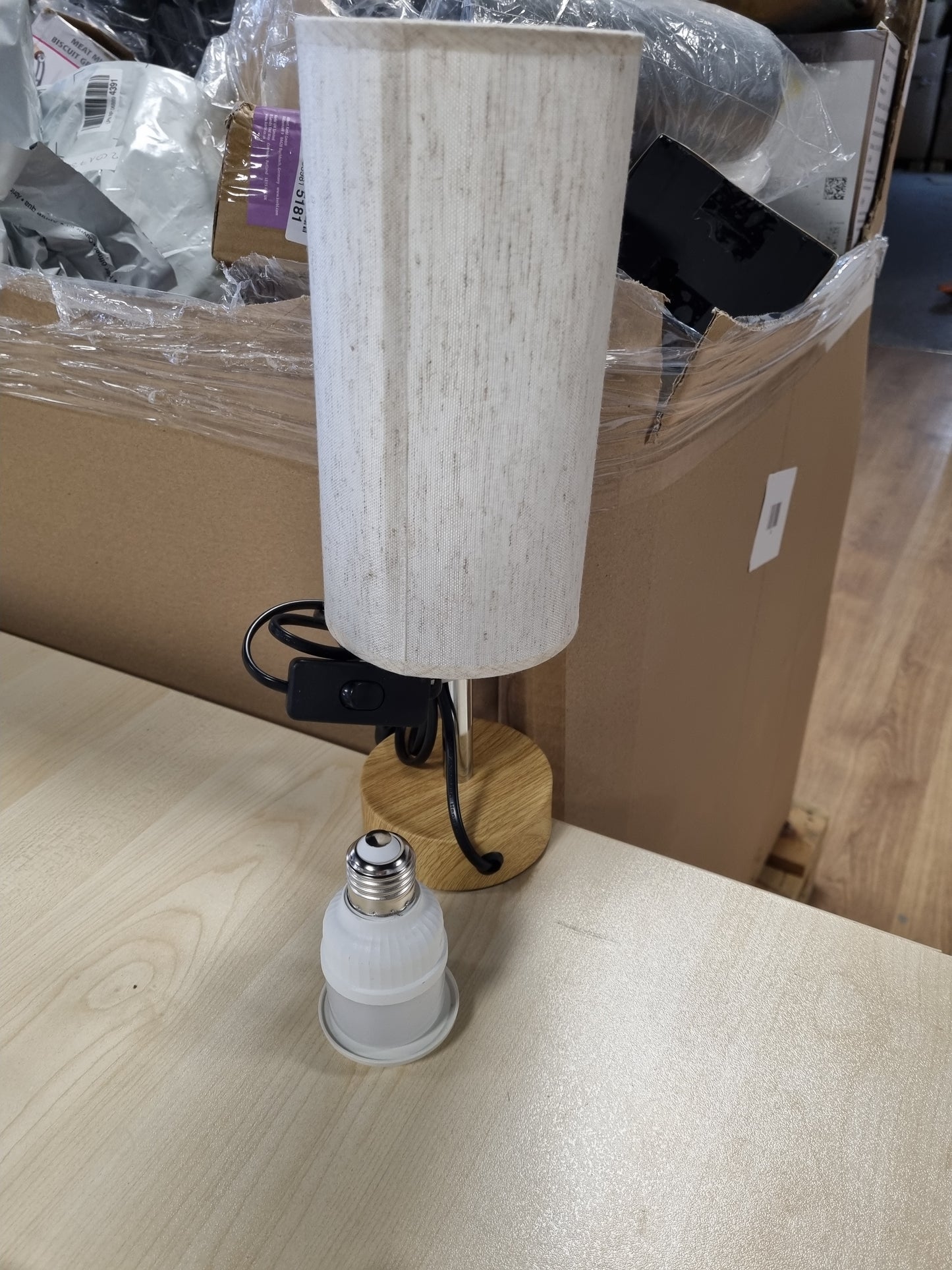 210249 - UPXNBOR Llambë Nate me Karikim USB-A dhe USB-C, Llambë Prekje e Zbehtë me 3 Nivele Drite të Ngrohta, Kabllo Energjie 1.5m, Llambë E27 e Përfshirë - për Dhomën e Gjumit dhe Dhomën e Ndenjes