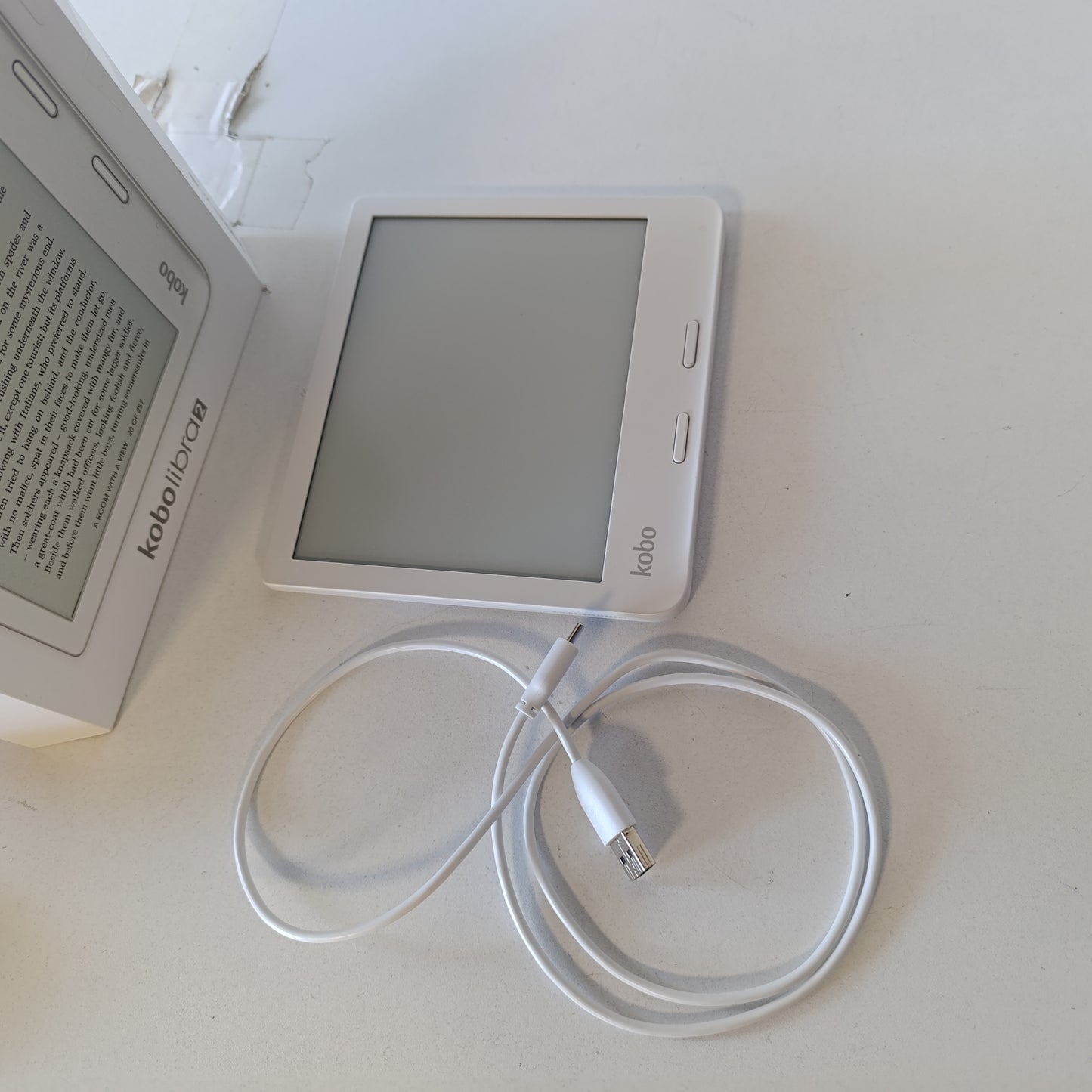 266030 - KOBO Libra 2 | Lexues librash elektronikë dhe audiolibrash | Ekran HD 7" | 32GB | I papërshkueshëm nga uji