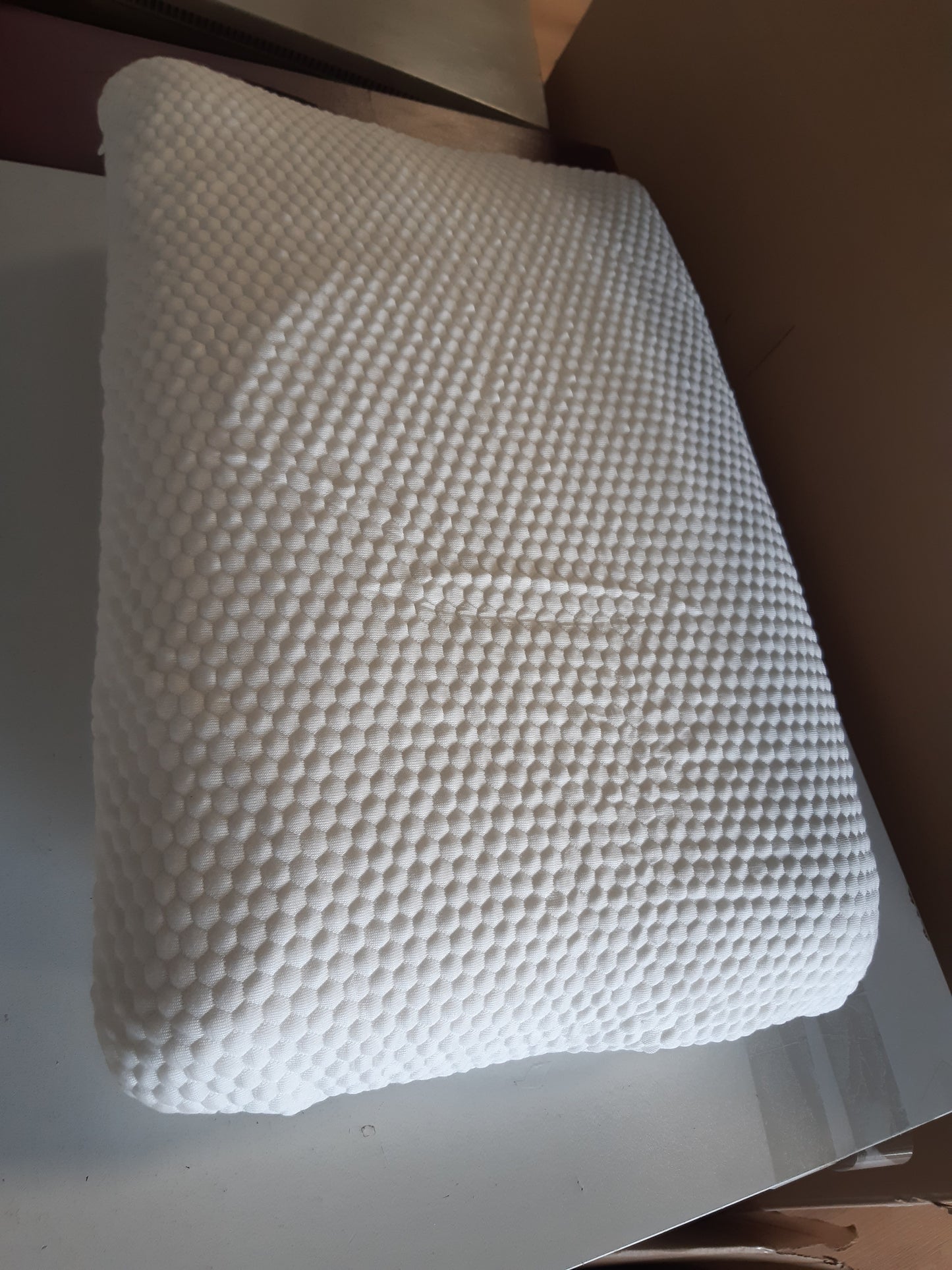 245111 - DUNLOP Jastëk lateksi natyral Talatex - Mbështetje mesatare e fortë | Bërthamë lateksi e pastër, dizajn i frymëmarrshëm | Ideale për ata që flenë anash dhe me shpinë